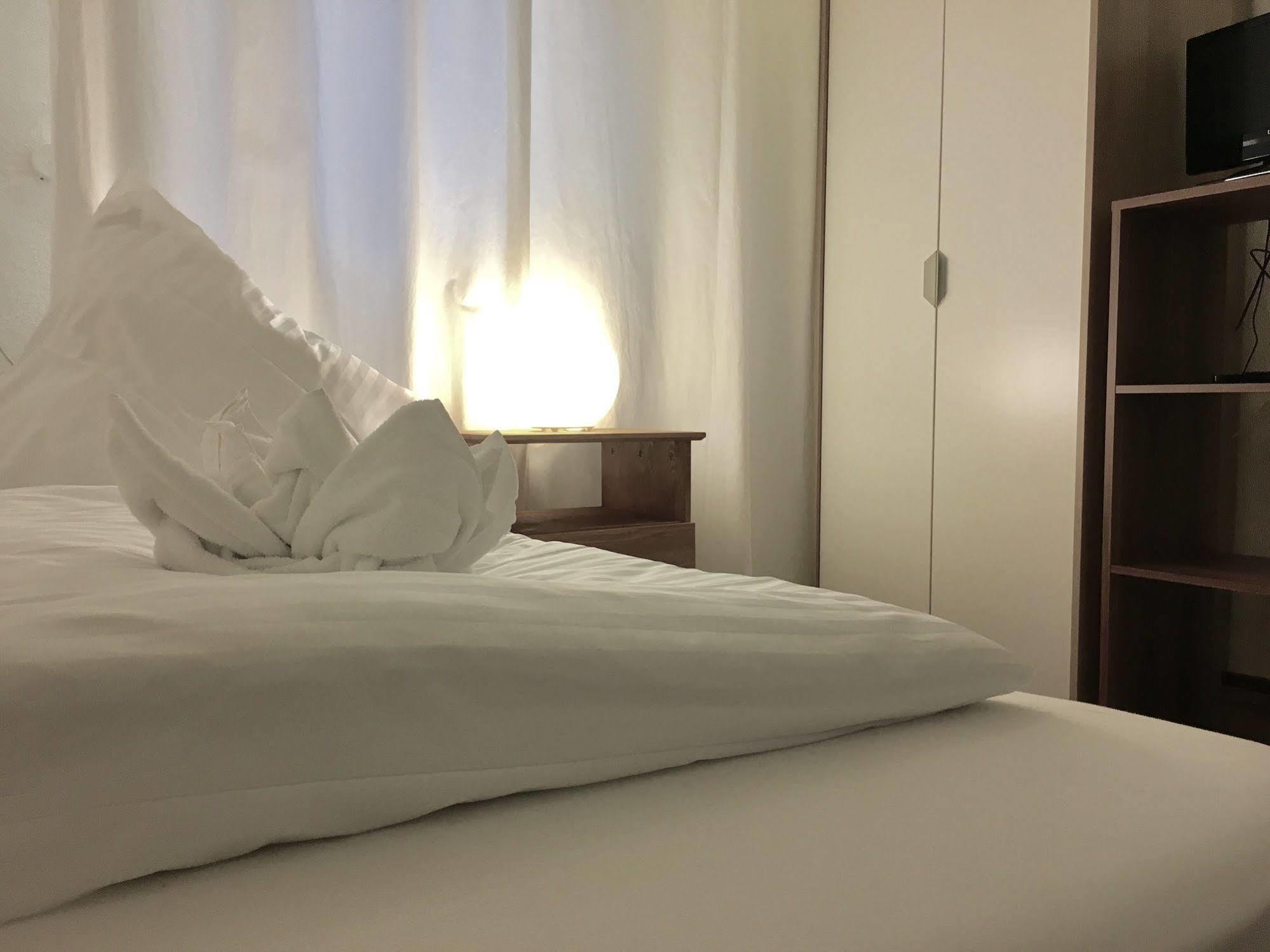 City Hotel Diez ディーツ エクステリア 写真